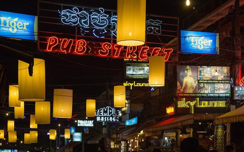 Pub Street in Cambogia