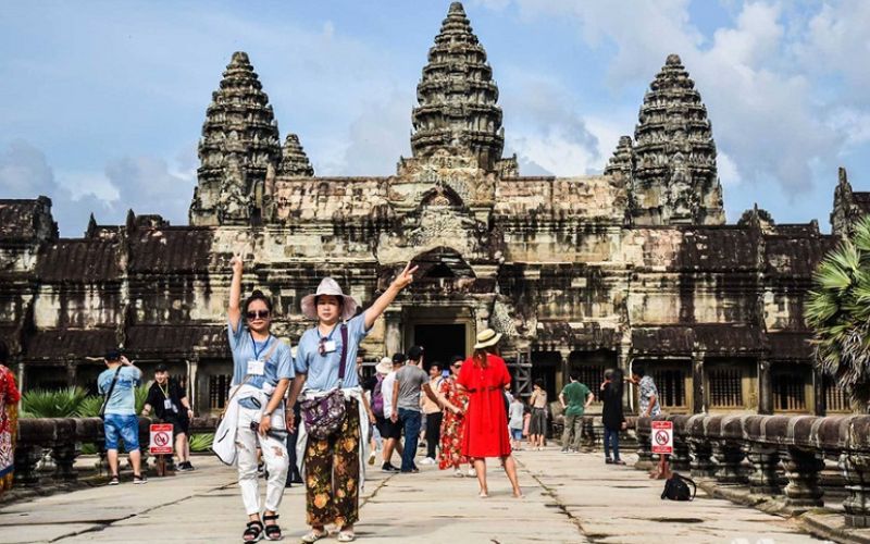 Comportamenti da evitare nei templi e siti archeologici