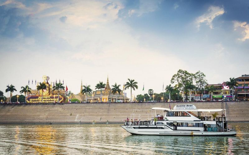 Crociera romantica sul Tonle Sap