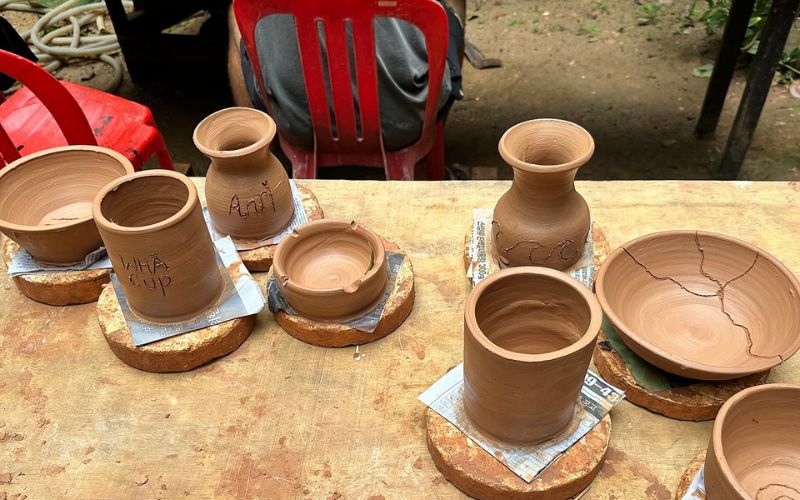 La Storia della Ceramica Tradizionale Khmer