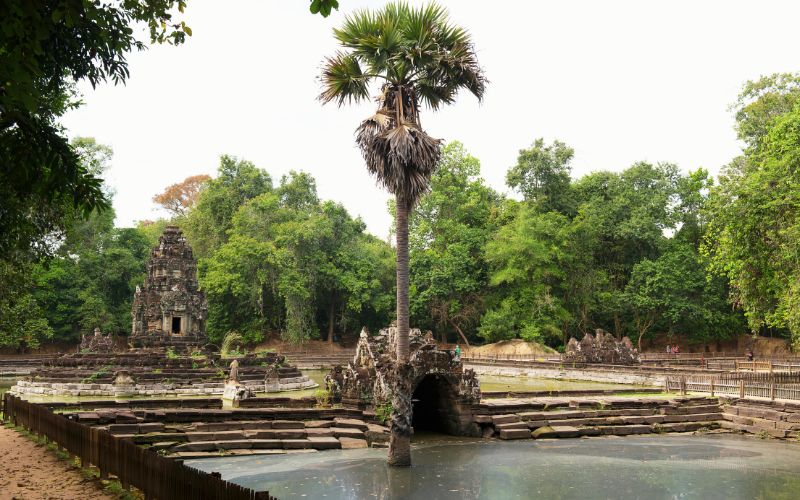 Neak Pean