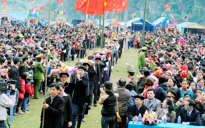 Festival di discesa nei campi