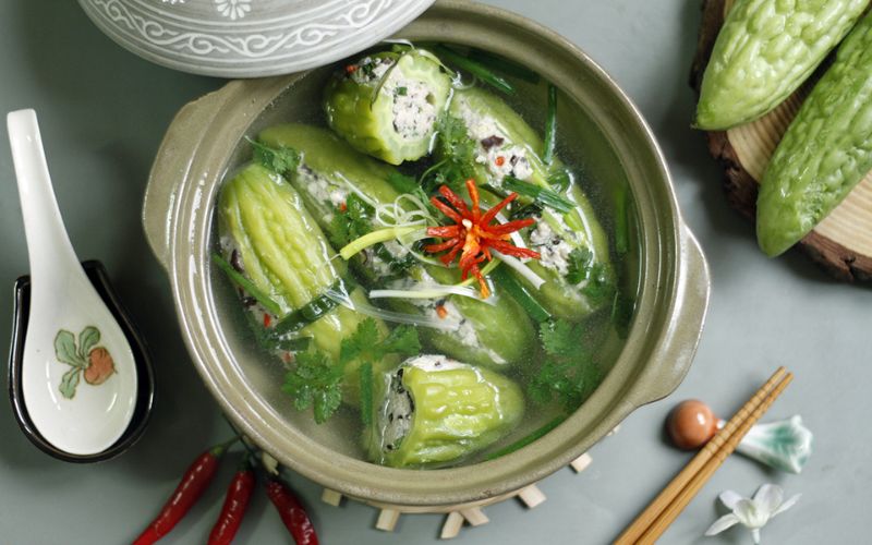 Canh kho qua nhoi thit