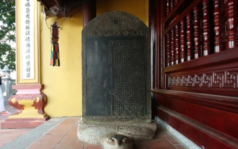 Stelle pìu antica della Pagoda di Tran Quoc