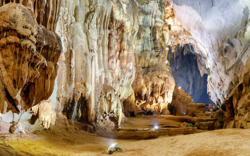Scoperta delle grotte di Phong Nha