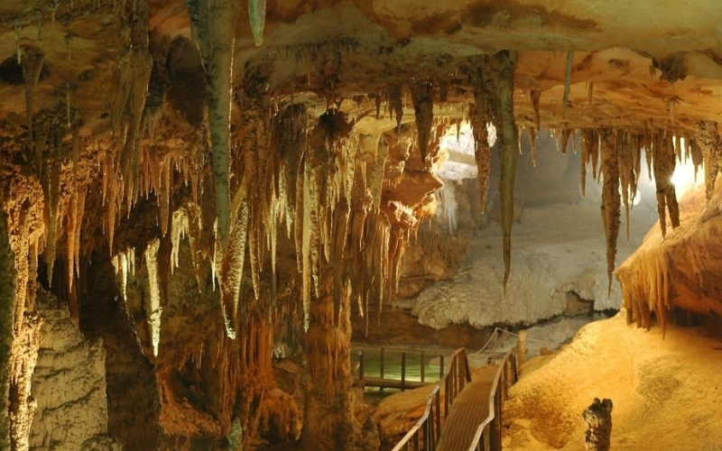 Grotta Son Moc Huong