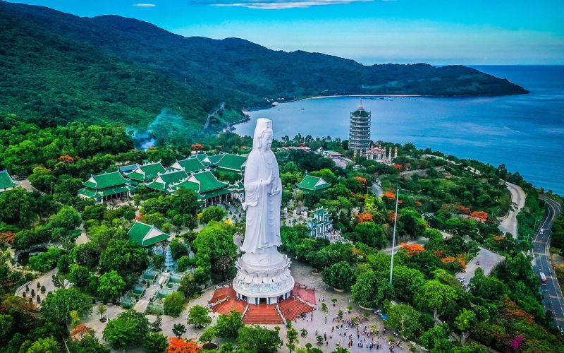 Pagoda Linh Ung