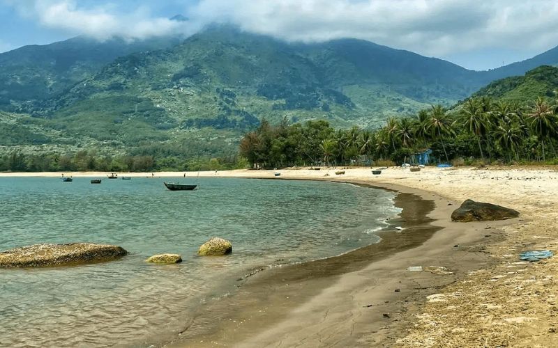 Spiaggia di Lang Van