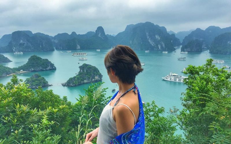 Baia di Halong &ndash; Una Notte tra le Rocce