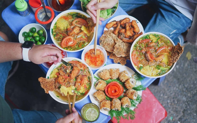 Street food ad Hanoi