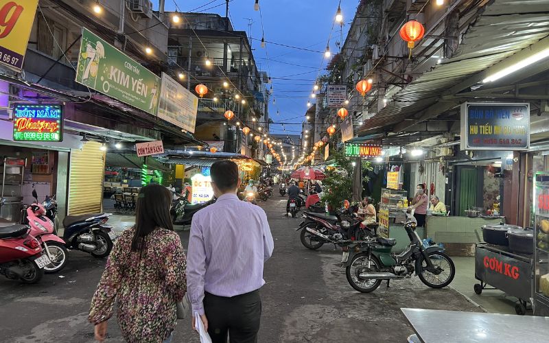 Via Nguyen Thien Thuat