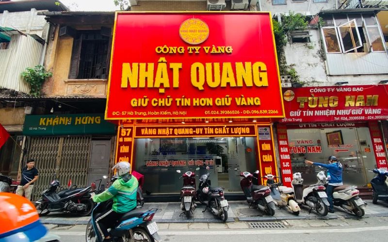 Vang Nhat Quang