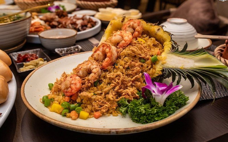 Nh&agrave; H&agrave;ng Cơm Ni&ecirc;u Khải Ho&agrave;n