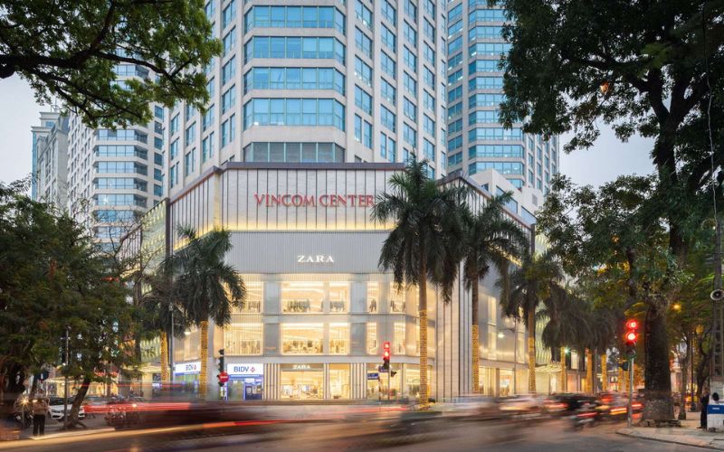 Vincom Center B&agrave; Triệu