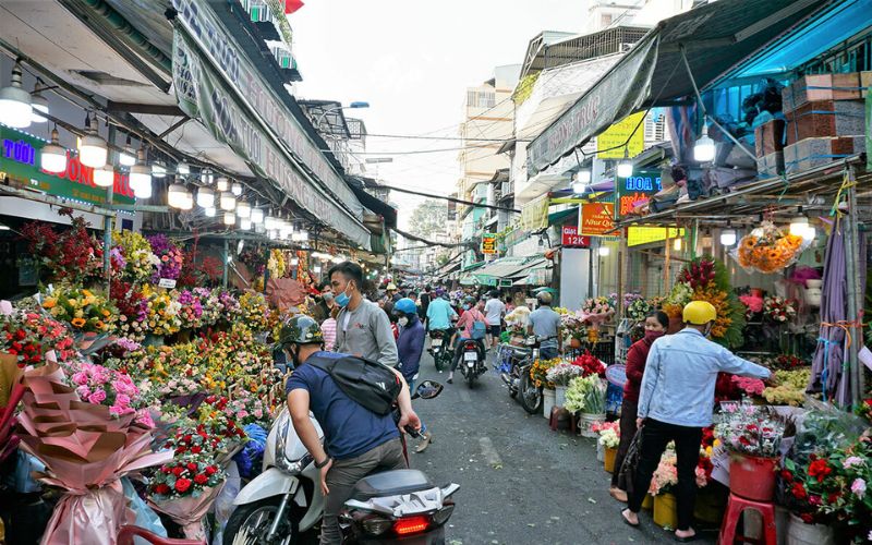 Il Mercato dei Fiori Hồ Thị Kỷ