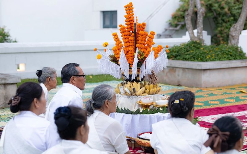 Che cos&rsquo;&egrave; la cerimonia del Baci in Laos
