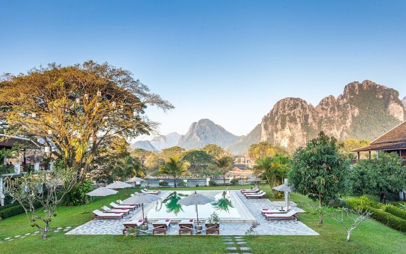 Riverside Boutique Resort (Vang Vieng)