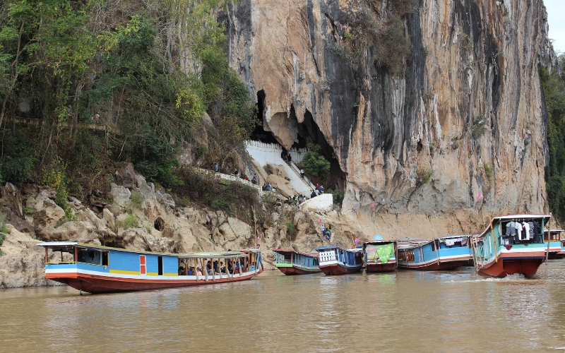 Grotte di Pak Ou