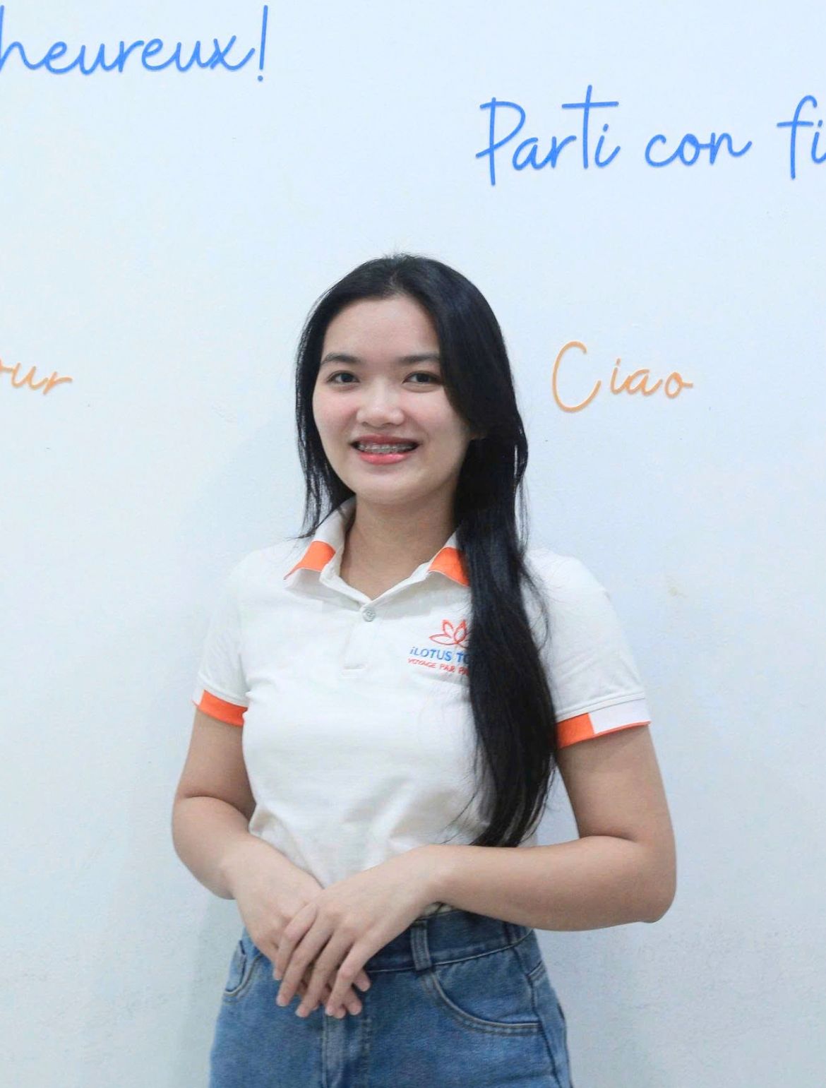 Mlle. Hanh Trang 