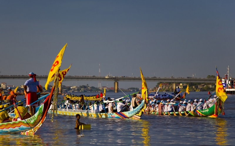 Bon Om Touk : le festival de l’eau au Cambodge à ne pas manquer