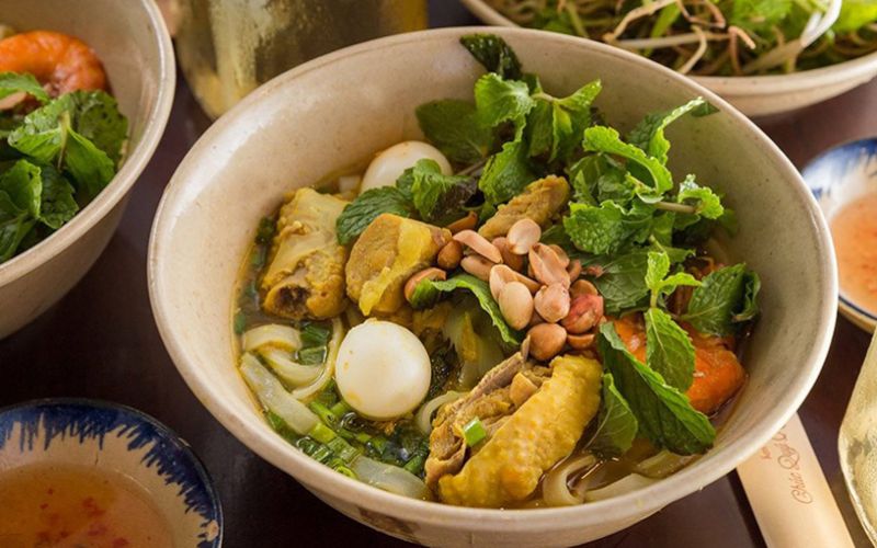  Mi Quang au poulet 