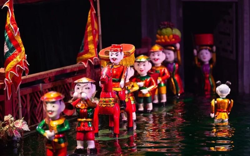 Spectacle de marionnettes sur l’eau de Thang Long à Hanoï