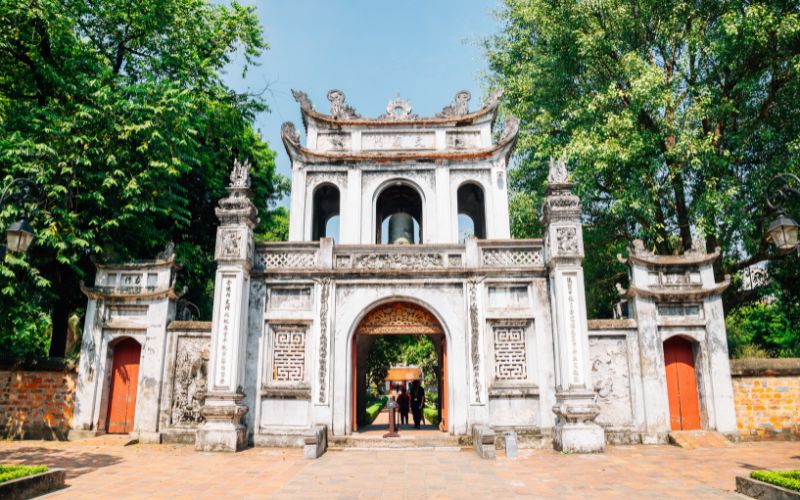 Temples et pagodes au Vietnam