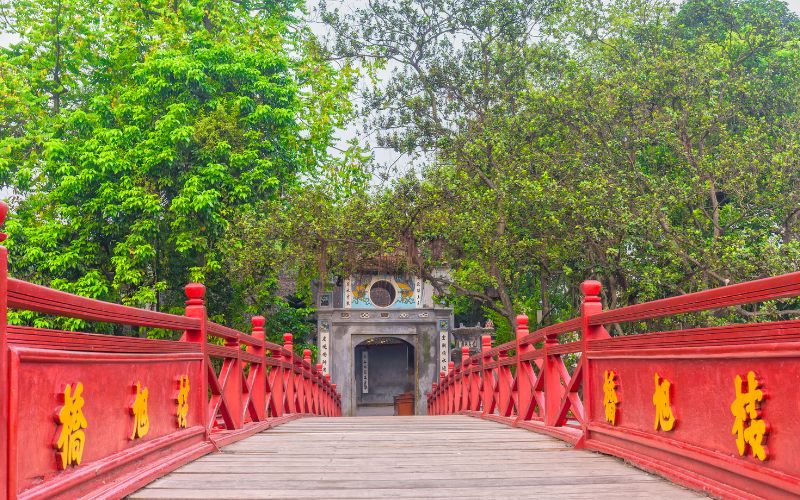 Temples et pagodes au Vietnam
