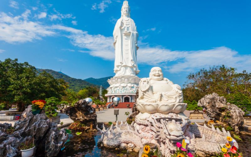 Pagode Linh Ung à Da Nang : le plus beau panorama sur la mer de Son Tra