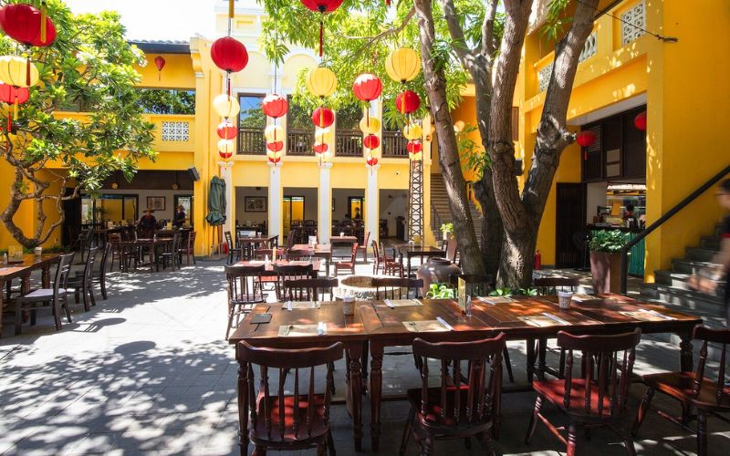 Restaurants à Da Nang : où manger des spécialités locales ?