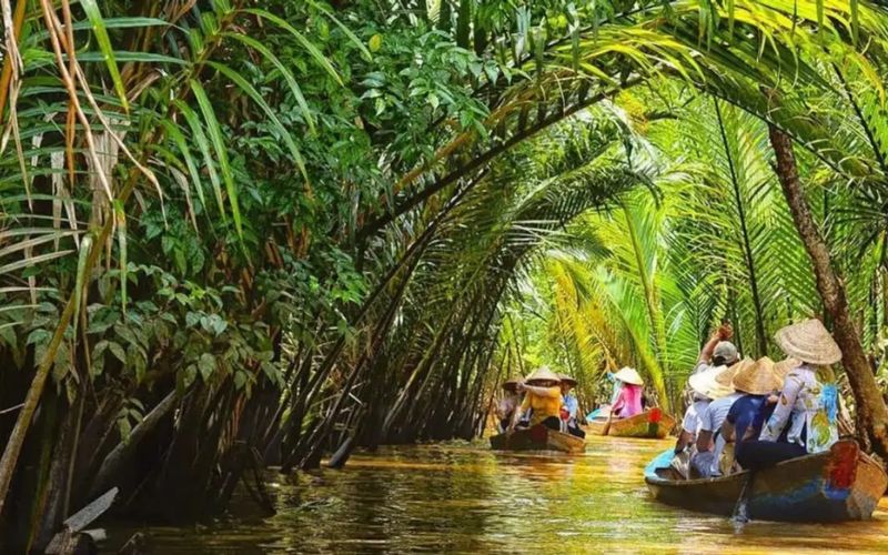 Faire une balade en bateau