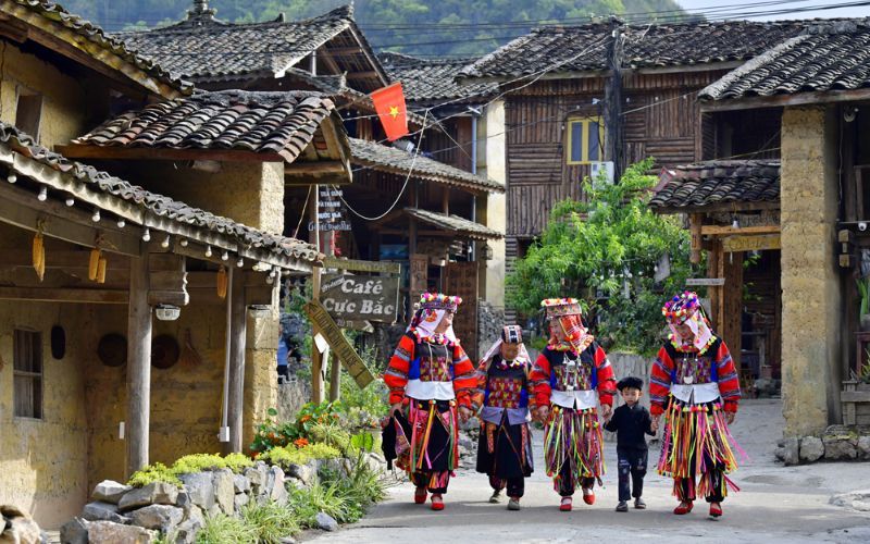 Village Lo Lo Chai à Ha Giang : traditions, architecture et vie locale