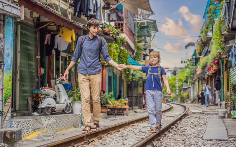 Rue du train &agrave; Hanoi : conseils pratiques