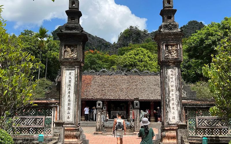 Temples des rois Dinh et Le