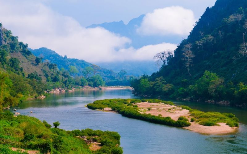Visiter Paksé : guide complet pour explorer le sud du Laos