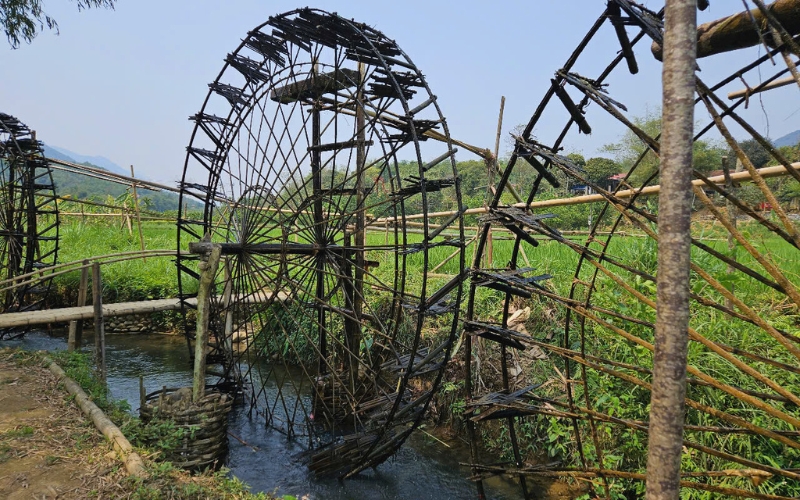Roue à eau à Pu Luong
