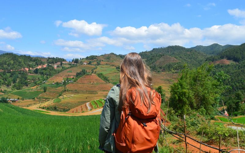 trekking