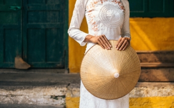 Cappello conico vietnamita: un viaggio tra storia, tradizione e simbolo di un popolo