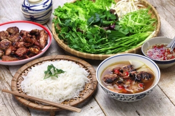 Bun cha - Le goût spécial de Hanoi