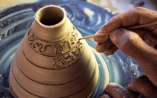 Céramique traditionnelle khmère : histoire et ateliers artisanaux à Siem Reap