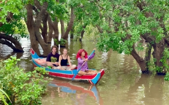 Kayak à Kampong Phluk : une aventure entre les forêts immergées du Tonlé Sap