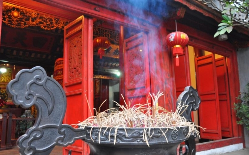 Temple Ngoc Son : guide complet pour visiter un symbole de Hanoi