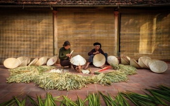 Village des chapeaux coniques de Chuong