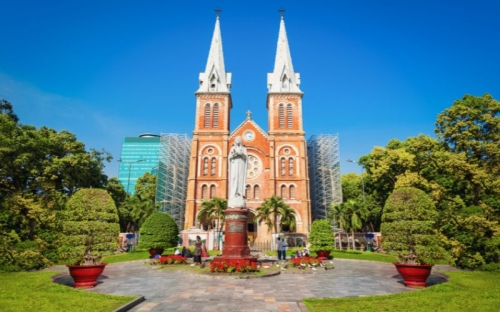 Cathédrale Notre-Dame de Saïgon : tout savoir sur ce monument emblématique