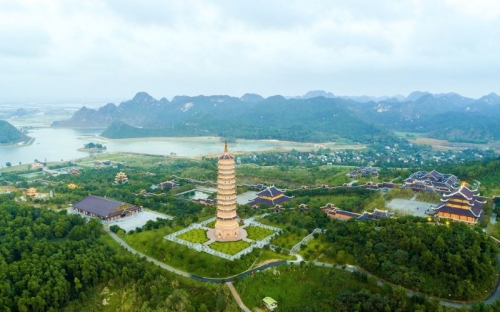Pagode Bai Dinh à Ninh Binh : grand site bouddhiste du Vietnam