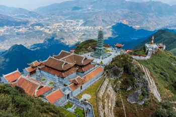 À la conquête du Mont Fansipan : le toit majestueux de l’Indochine