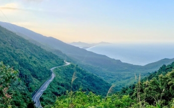 Col des Nuages au Vietnam : la plus belle route côtière du Vietnam central